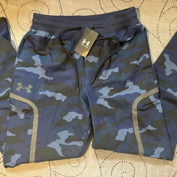 UNDER ARMOUR ELITE FITTED SPORSTYLE BLUE'S CAMO PANTS SIZE L M OR S MEN NWT $100